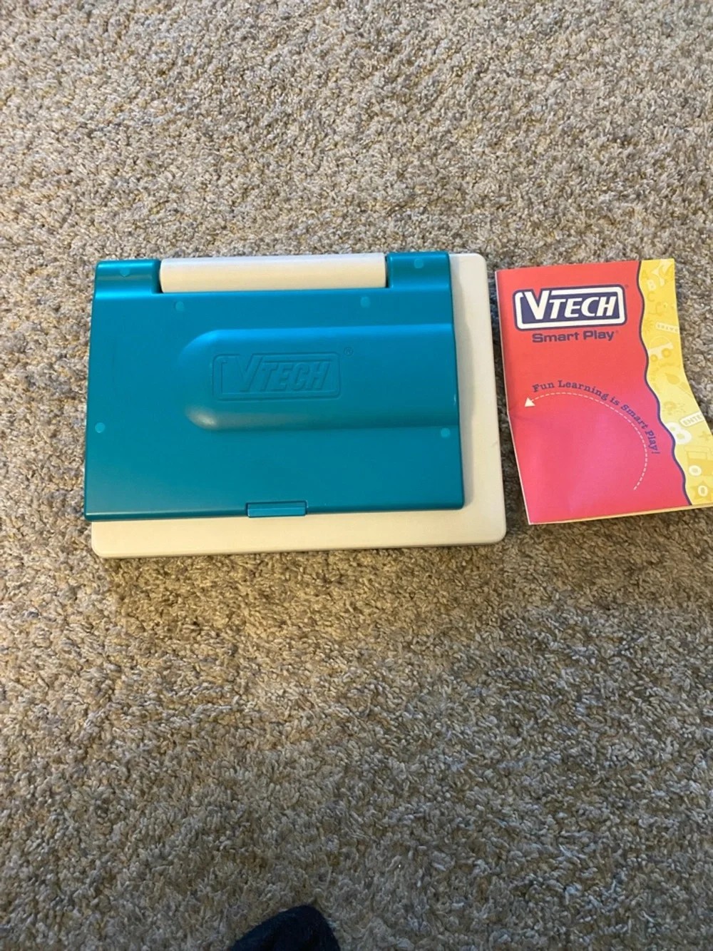 Vintage 1993 VTech Talking Whiz kid notebook
Preowned 
Works well - Picture 4 of 5